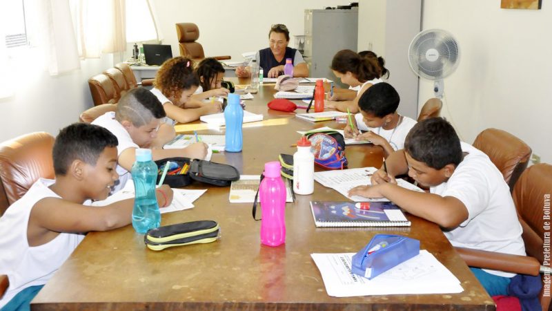 Cooperação | Cerca de 90 alunos da Escola Hélio Zacarias já frequentam as aulas de reforço na sede do STSPMB